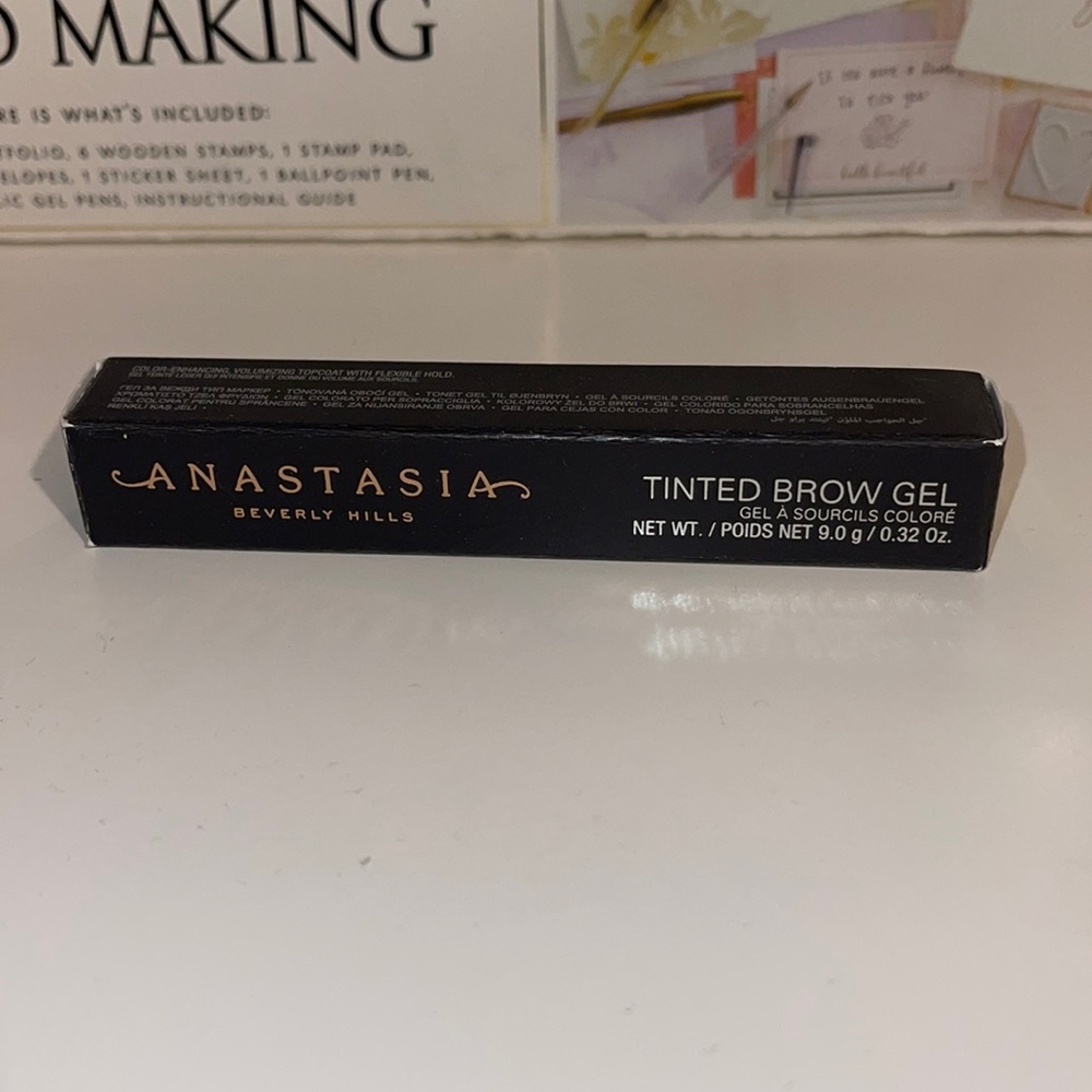 Anastasia tinted brow gel